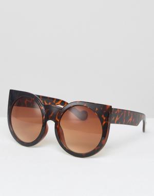 Солнцезащитные очки кошачий глаз в круглой оправе с леопардовым принто Missguided. Цвет: коричневый