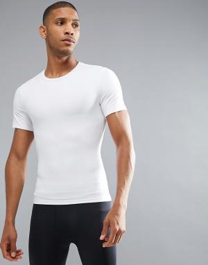 Белая обтягивающая футболка Performance Spanx. Цвет: белый