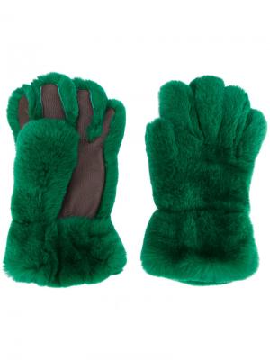 Перчатки из кроличьего меха Marni. Цвет: зеленый