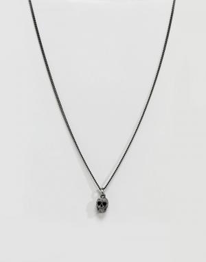 Ожерелье с подвеской-черепом и черными камнями Swarovski от Simon Cart Carter. Цвет: черный