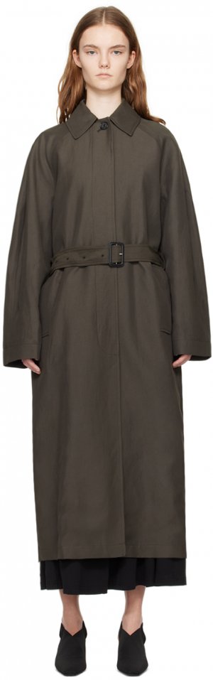 Коричневое пальто в стиле минимализма Toteme Totême
