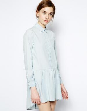 Платье-рубашка из ткани шамбре Mih Jeans. Цвет: синий