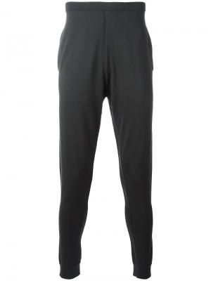 Спортивные брюки с вышивкой Label Under Construction. Цвет: серый