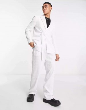Узкий белый плиссированный пиджак с поясом ASOS