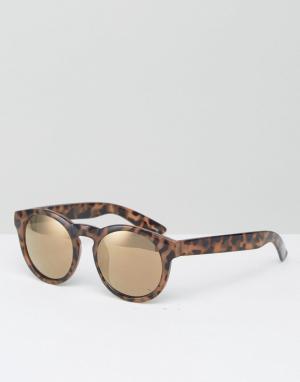 Круглые солнцезащитные очки с вырезом замочная скважина Retro Monki. Цвет: коричневый