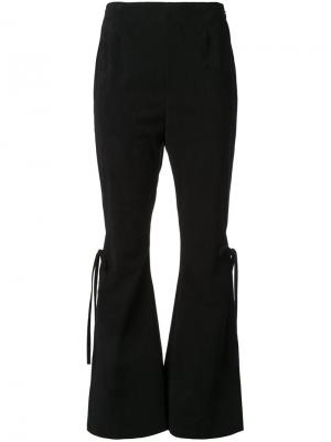 Расклешенные брюки с эффектом замши G.V.G.V.. Цвет: чёрный