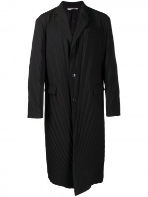 Плиссированное пальто Valentino. Цвет: черный