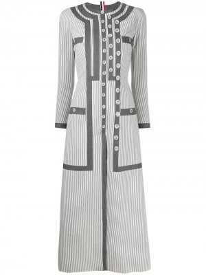 Длинное платье из сирсакера Thom Browne. Цвет: серый
