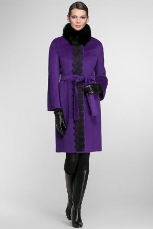 Утепленное пальто с воротником из песца и поясом 101420mvlr72 Vlr By Velary. Цвет: фиолетовый