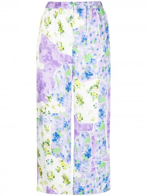 Укороченные брюки с цветочным принтом MSGM. Цвет: фиолетовый
