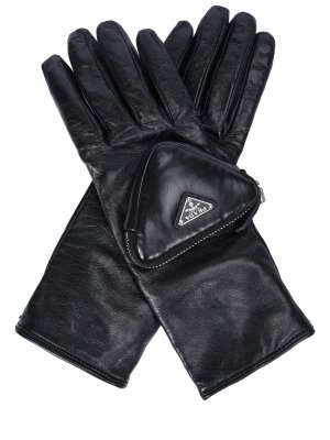 Перчатки кожаные PRADA. Цвет: черный