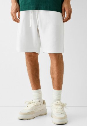 Спортивные шорты BERMUDA , цвет white Bershka