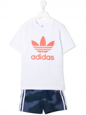 Костюм-двойка с логотипом adidas Kids. Цвет: белый