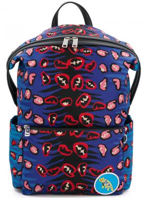 Рюкзак с леопардовым принтом Fendi. Цвет: синий