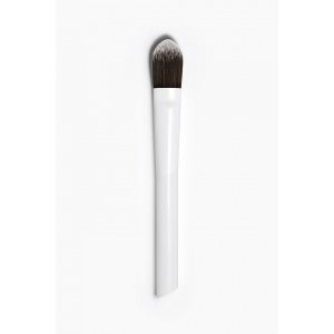 FLAT FOUNDATION BRUSH Zara