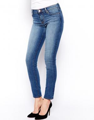Зауженные джинсы с классической талией J Brand. Цвет: синий