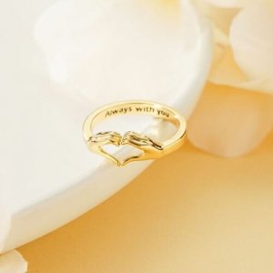 Кольцо , размер 19.5, золотой Reina. Цвет: золотой