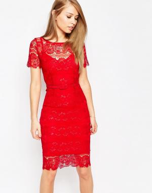 Кружевное платье с моделирующим эффектом Lisa Body Frock. Цвет: красный