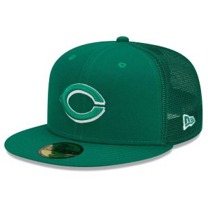 Мужская облегающая шляпа New Era Green Cincinnati Reds 2022 ко Дню Святого Патрика на поле 59FIFTY