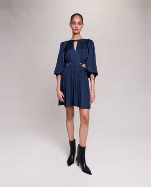 Атласное платье с короткими французскими рукавами , темно-синий Maje