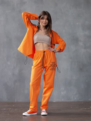 Спортивный костюм Happychoice. Цвет: оранжевый с черными шнурками и принтом