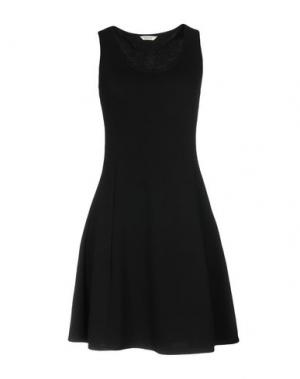 Короткое платье SPARKZ. Цвет: черный