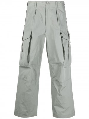 Прямые брюки карго Attachment. Цвет: серый