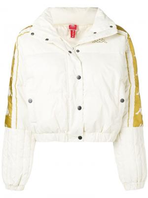 Куртка-бомбер с логотипом Kappa. Цвет: белый