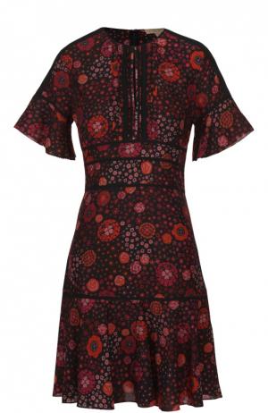 Шелковое мини-платье с коротким рукавом и контрастным принтом Burberry. Цвет: бордовый
