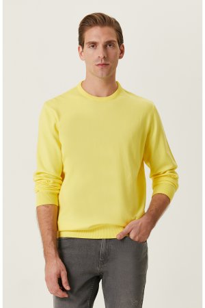 Желтый свитер , Network