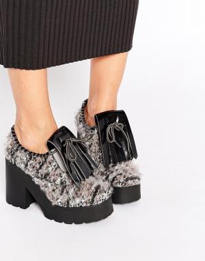 Janis Textured Platform Heeled Shoes Eeight. Цвет: серый