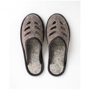 Женские тапочки с перфорацией из натуральной шерсти, теплая и легкая домашняя обувь войлока на каждый день для дома дачи MAKHOFF. Цвет: серый