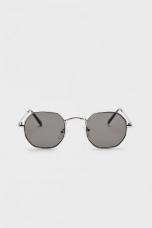 Солнцезащитные очки в металлической оправе с геометрическим принтом Pull&Bear