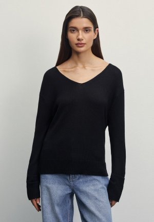 Пуловер Zarina. Цвет: черный