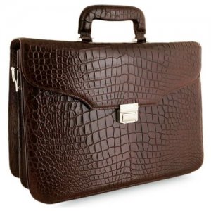 Эксклюзивный мужской портфель из кожи с брюха крокодила Exotic Leather. Цвет: коричневый