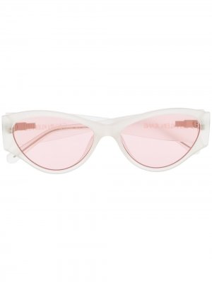 Солнцезащитные очки в оправе кошачий глаз Calvin Klein Jeans. Цвет: белый