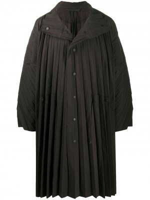 Плиссированное пальто с воротником-воронкой Homme Plissé Issey Miyake. Цвет: черный