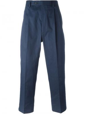 Укороченные брюки со складками Lc23. Цвет: синий