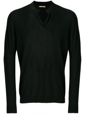 Пуловер с V-образным вырезом Nuur. Цвет: чёрный