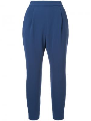 Укороченные брюки Estnation. Цвет: синий