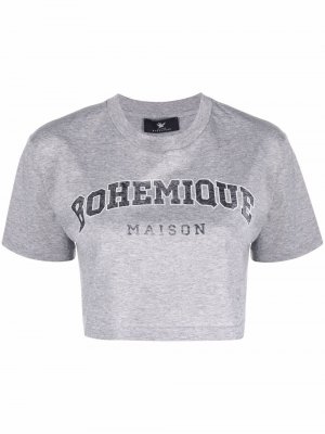 Укороченная футболка с логотипом Maison Bohemique. Цвет: серый