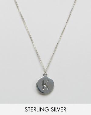 Серебряное ожерелье с буквой K Fashionology. Цвет: серебряный
