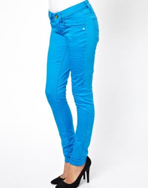Классические супероблегающие джинсы бирюзового цвета Monkee Genes. Цвет: бирюзовый