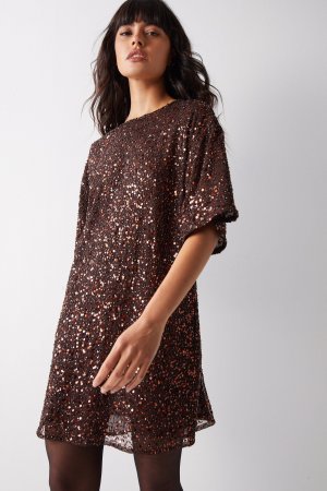 Платье-футболка с напуском и кластерной отделкой , коричневый Warehouse