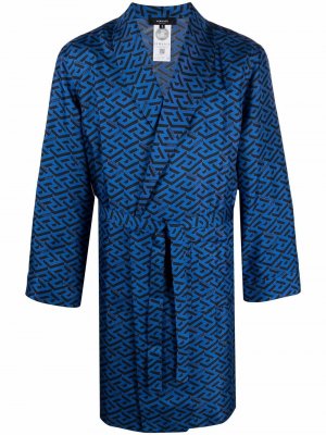 Шелковый халат с логотипом Versace. Цвет: синий