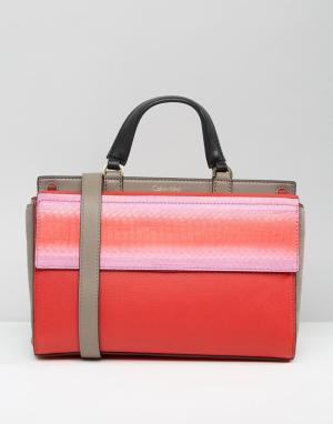 Кожаный портфель с тиснением под змею Calvin Klein. Цвет: красный