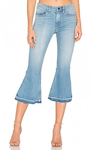 Укороченные расклешенные джинсы с высокой талией Frankie. Цвет: none