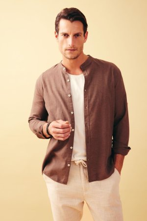 Рубашка из смесового льна с длинным рукавом и воротником Modern Fit , коричневый DeFacto