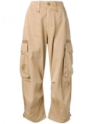 Укороченные брюки карго Hilfiger Collection. Цвет: бежевый