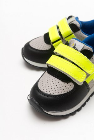 Серая детская спортивная обувь с ортопедической опорой для мальчиков , серый MİNİPİCCO